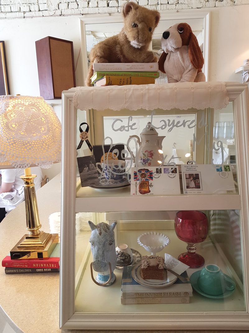 Cafe Layered 레이어드